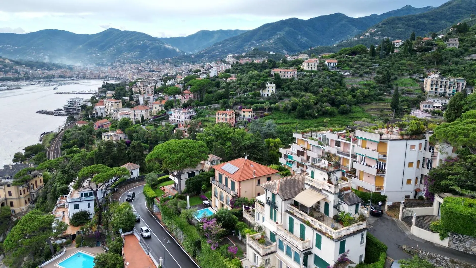 Rifugio Mare E Monti - Zoagli Apartment Italy