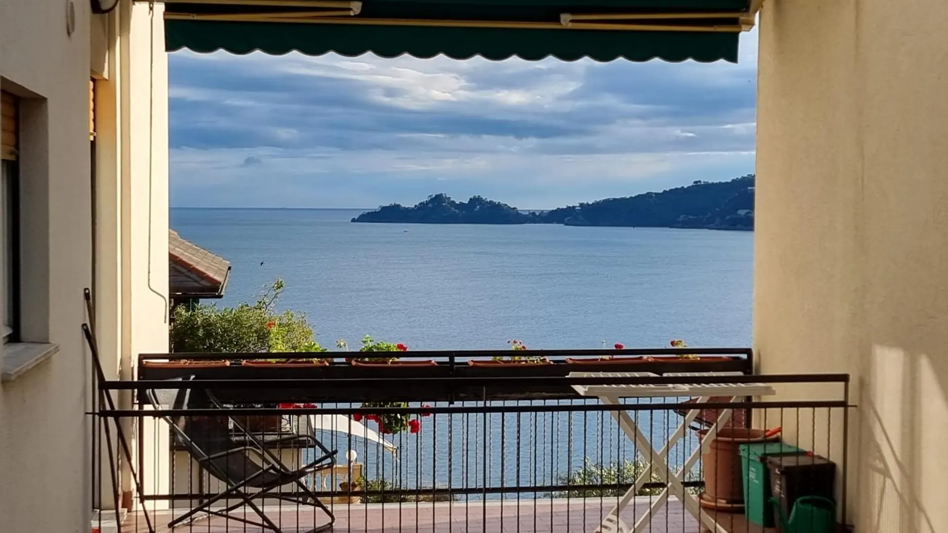 Rifugio Mare E Monti - Zoagli Apartment Italy